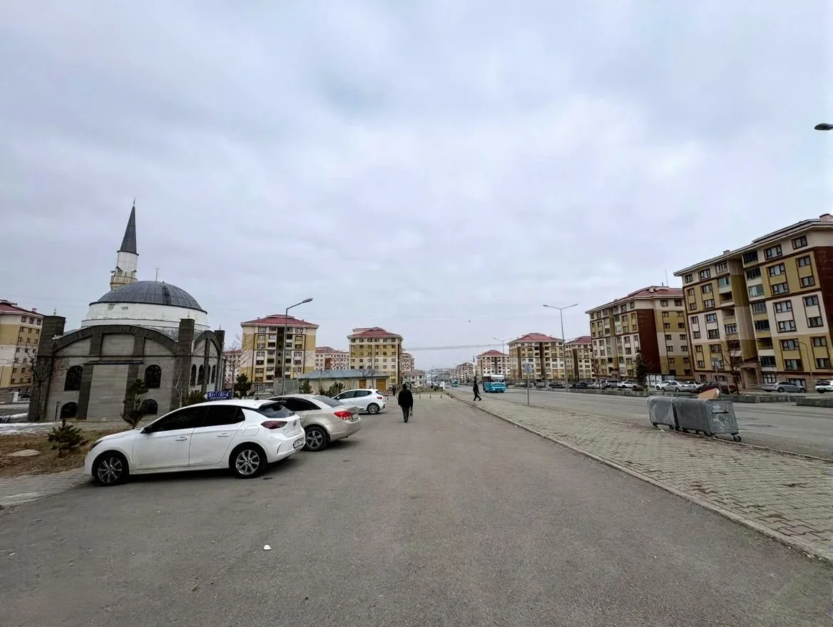 ERZURUM KİRALIK MERKEZİ ISITMALI 2+1 DAİRE 100M² PALANDÖKEN - Fotoğraf 26