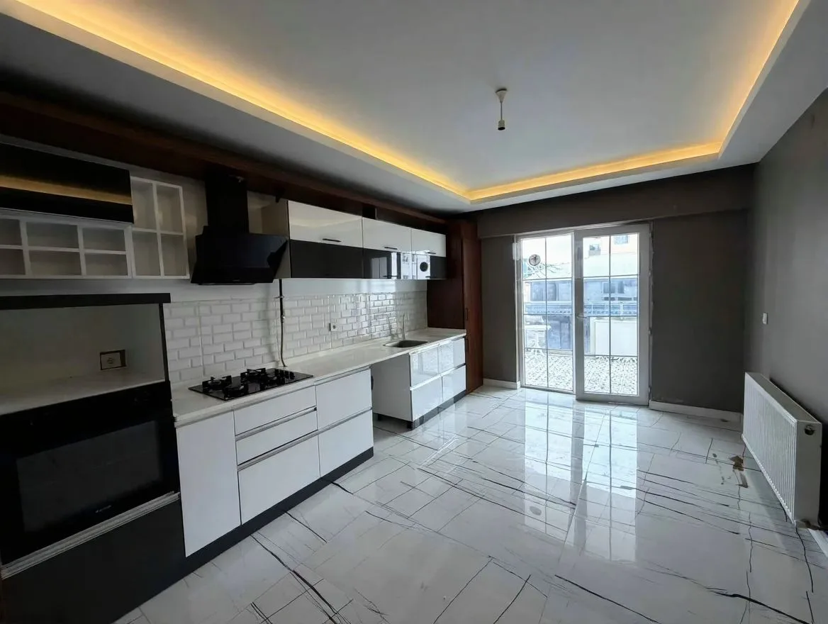 ERZURUM KİRALIK 3+1 DAİRE ARA/5 KAT 150M² YAKUTIYE - 1