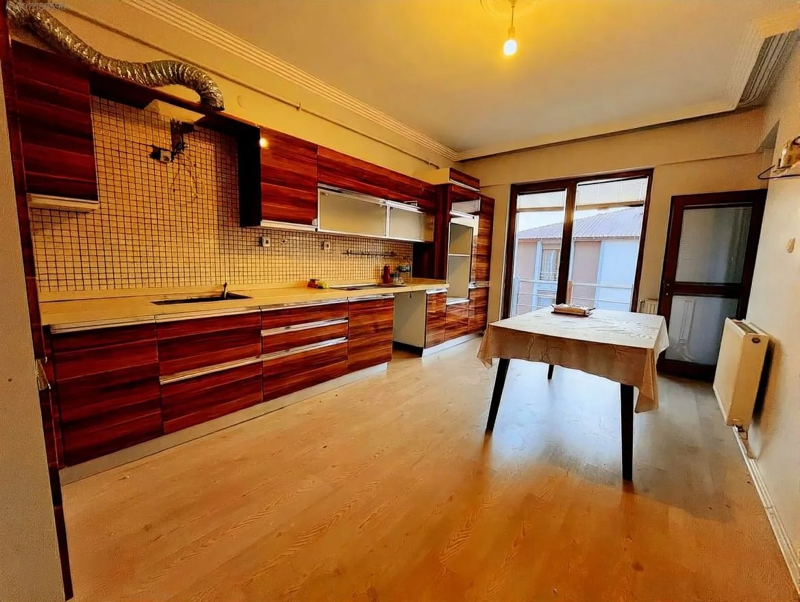 ERZURUM KİRALIK 3+1 DAİRE ÇATI KATI KAT 140M² AZIZIYE - 1