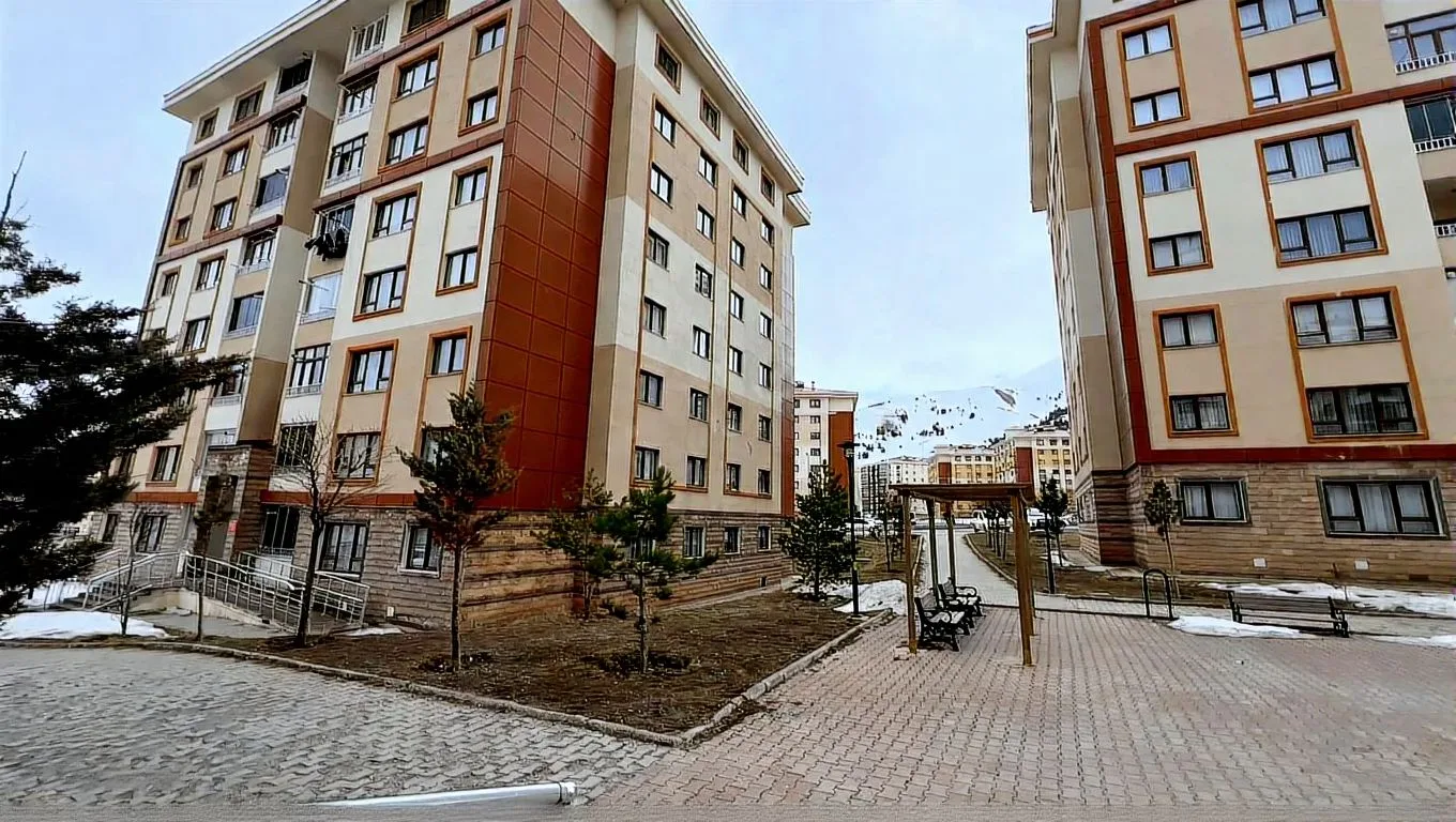 142M² ERZURUM KİRALIK 3+1 DAİRE PALANDÖKEN MERKEZİ ISITMALI - 3