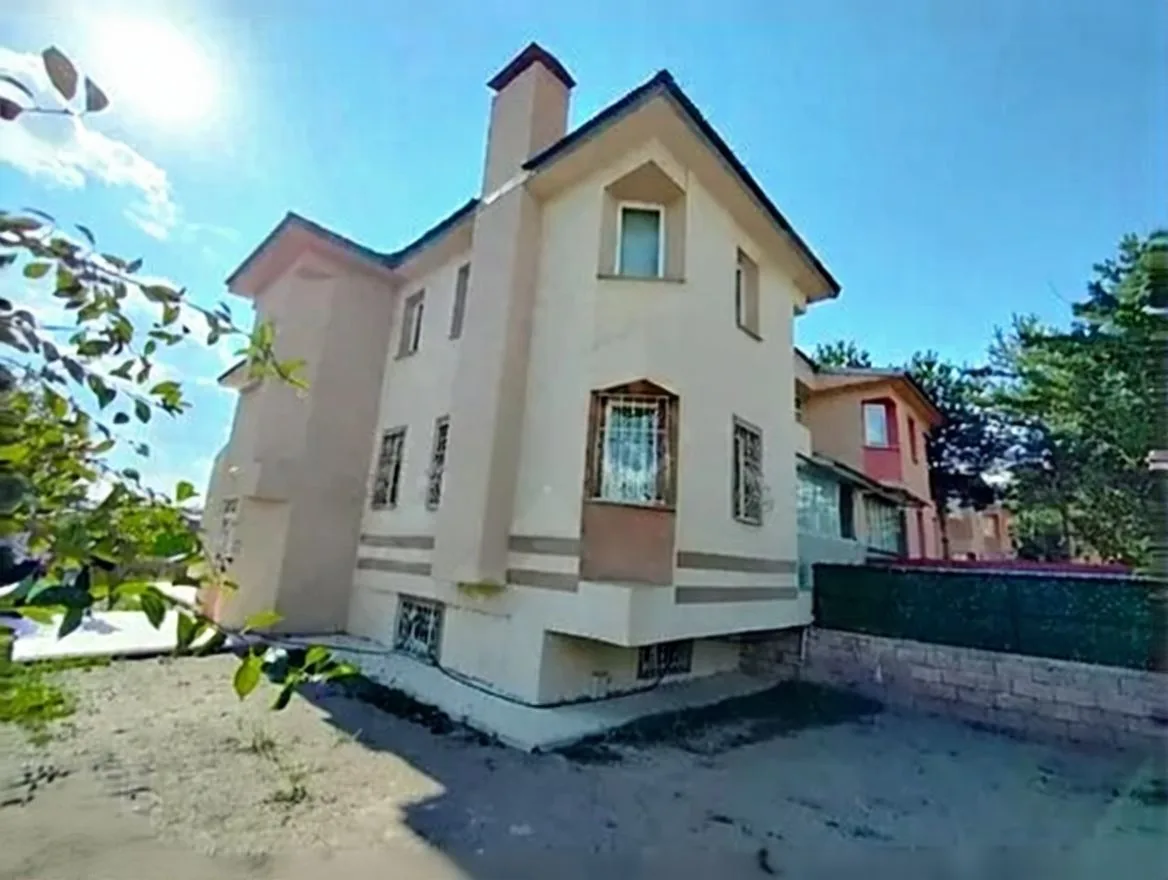 2+1 KİRALIK DAİRE ERZURUM/AZIZIYE 85M² - 1