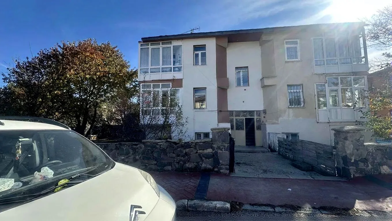 ERZURUM KİRALIK 2+1 DAİRE 110M² AZIZIYE GİRİŞ KAT - 2