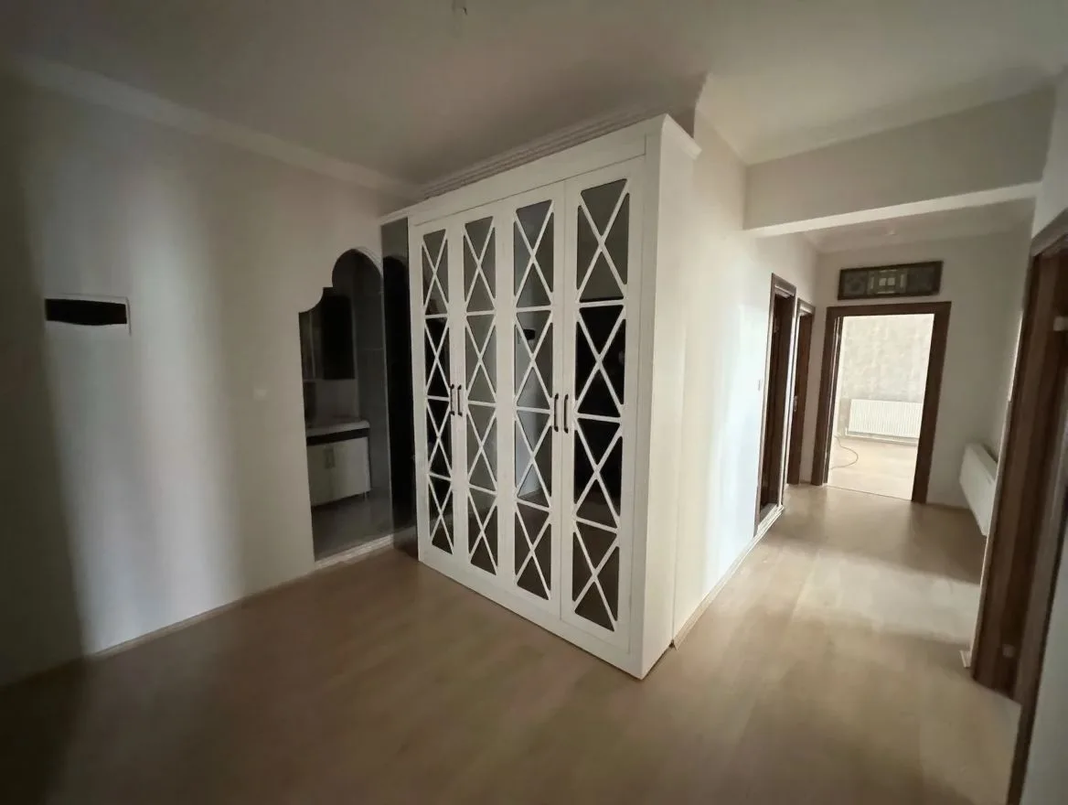 3+1 KİRALIK DAİRE ERZURUM/AZIZIYE 145M² ÇATI KATI - Fotoğraf 17