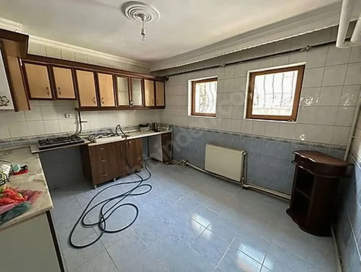 3+1 KİRALIK DAİRE ERZURUM/AZIZIYE 145M² ÇATI KATI - Fotoğraf 24
