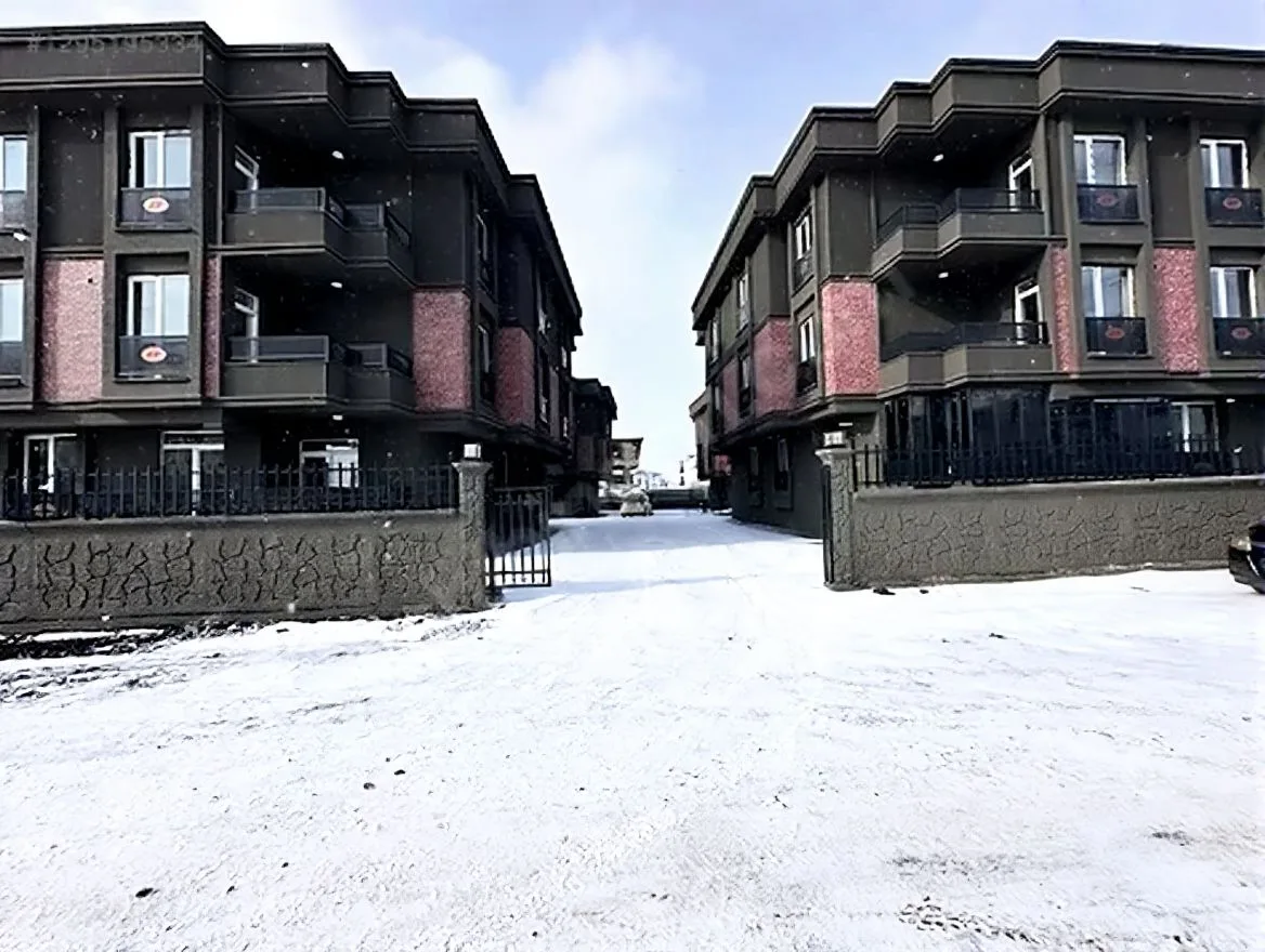 3+1 KİRALIK DAİRE ERZURUM/AZIZIYE 145M² ÇATI KATI - Fotoğraf 25