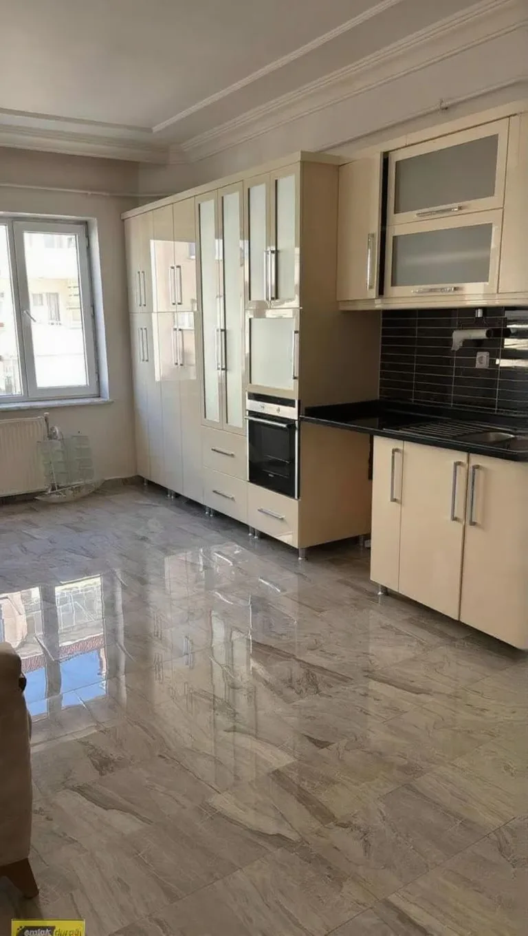 ERZURUM YAKUTIYE KİRALIK 4+1 DAİRE 220M² MERKEZİ ISITMALI - 4