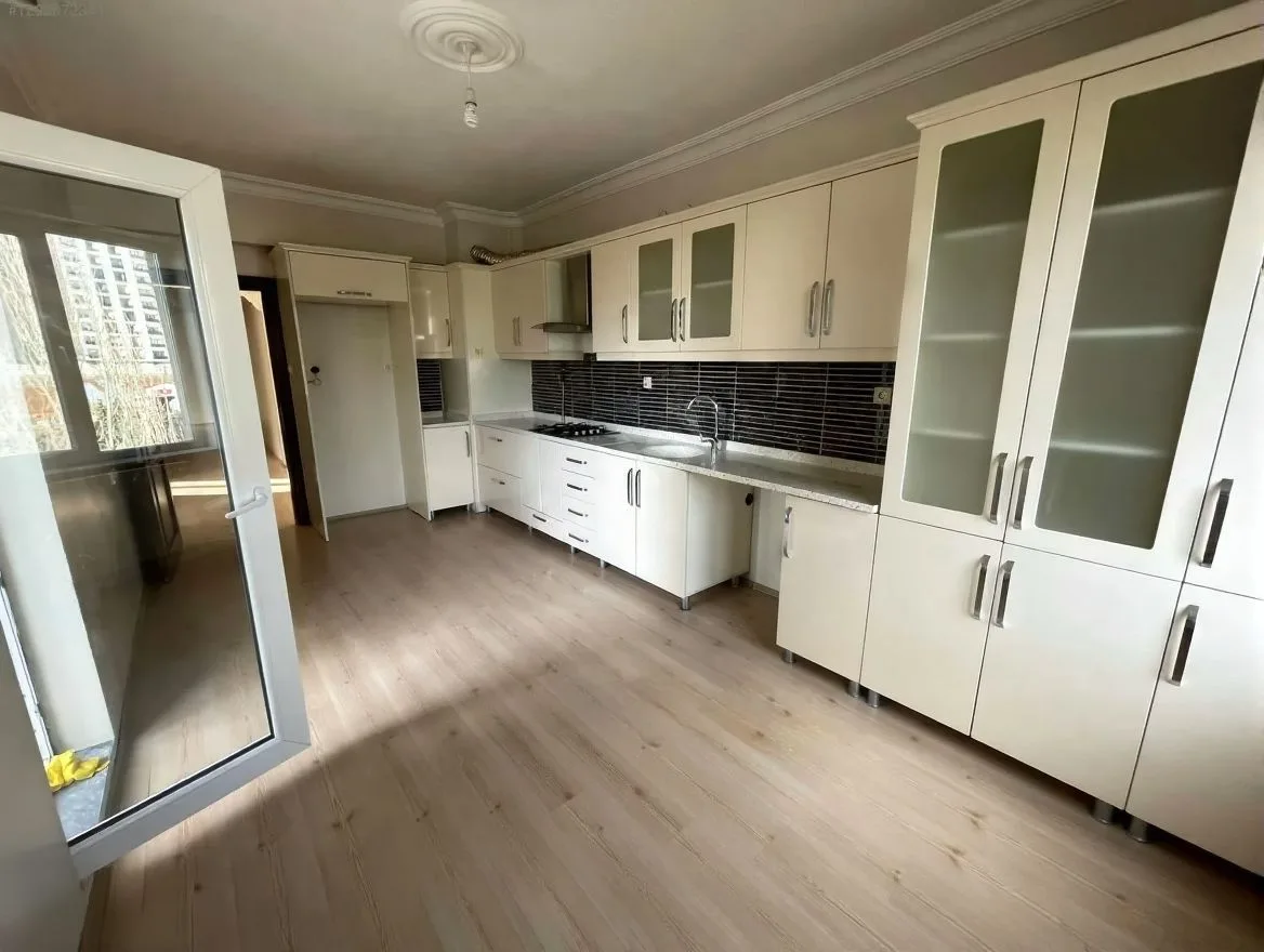 ERZURUM KİRALIK 3+1 DAİRE ARA/5 KAT 150M² YAKUTIYE - Fotoğraf 14