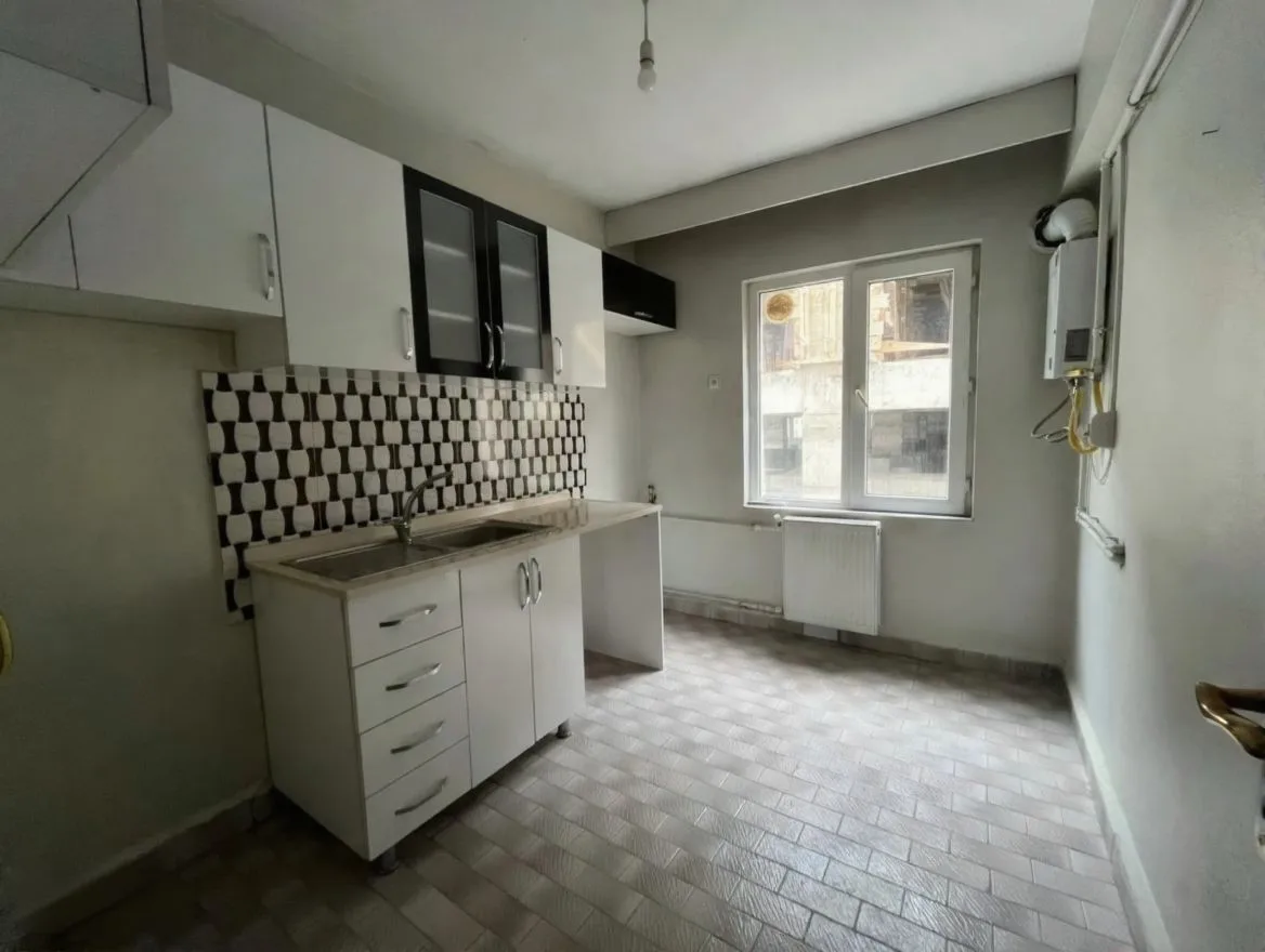 ERZURUM KİRALIK 3+1 DAİRE 120M² YAKUTIYE ÇATI KATI - Fotoğraf 2