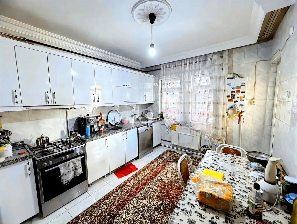ERZURUM KİRALIK 4+1 DAİRE ARA/7 KAT 180M² YAKUTIYE - 2