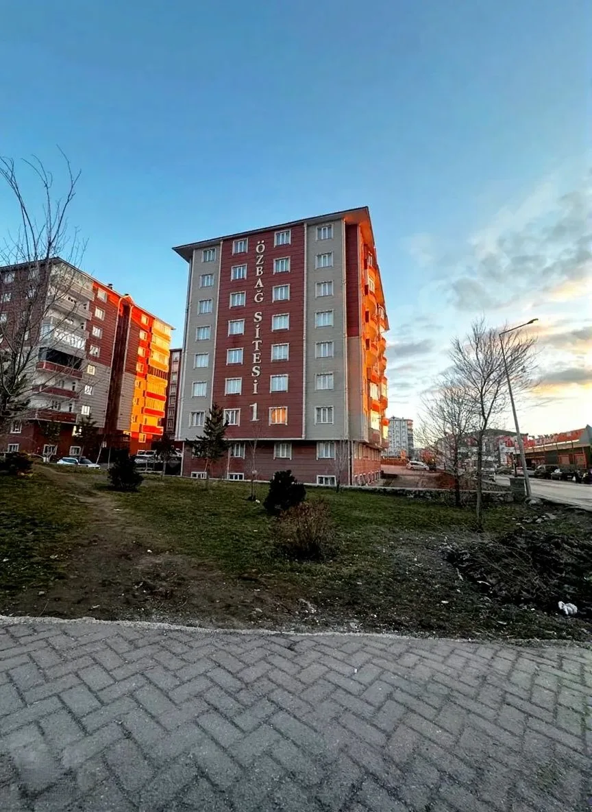 ERZURUM SATILIK 3+1 DAİRE ARA/7 KAT 110M² YAKUTIYE - Fotoğraf 21