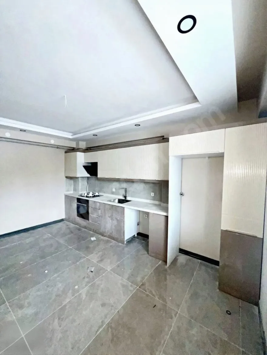 ERZURUM YAKUTIYE SATILIK 2+1 DAİRE ÖMER NASUHI BILMEN MH. 80M² - 4