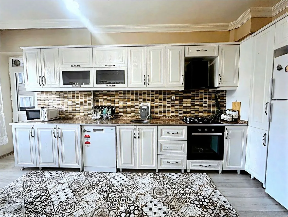 150M² ERZURUM SATILIK 3+1 DAİRE YAKUTIYE MERKEZİ ISITMALI - 2