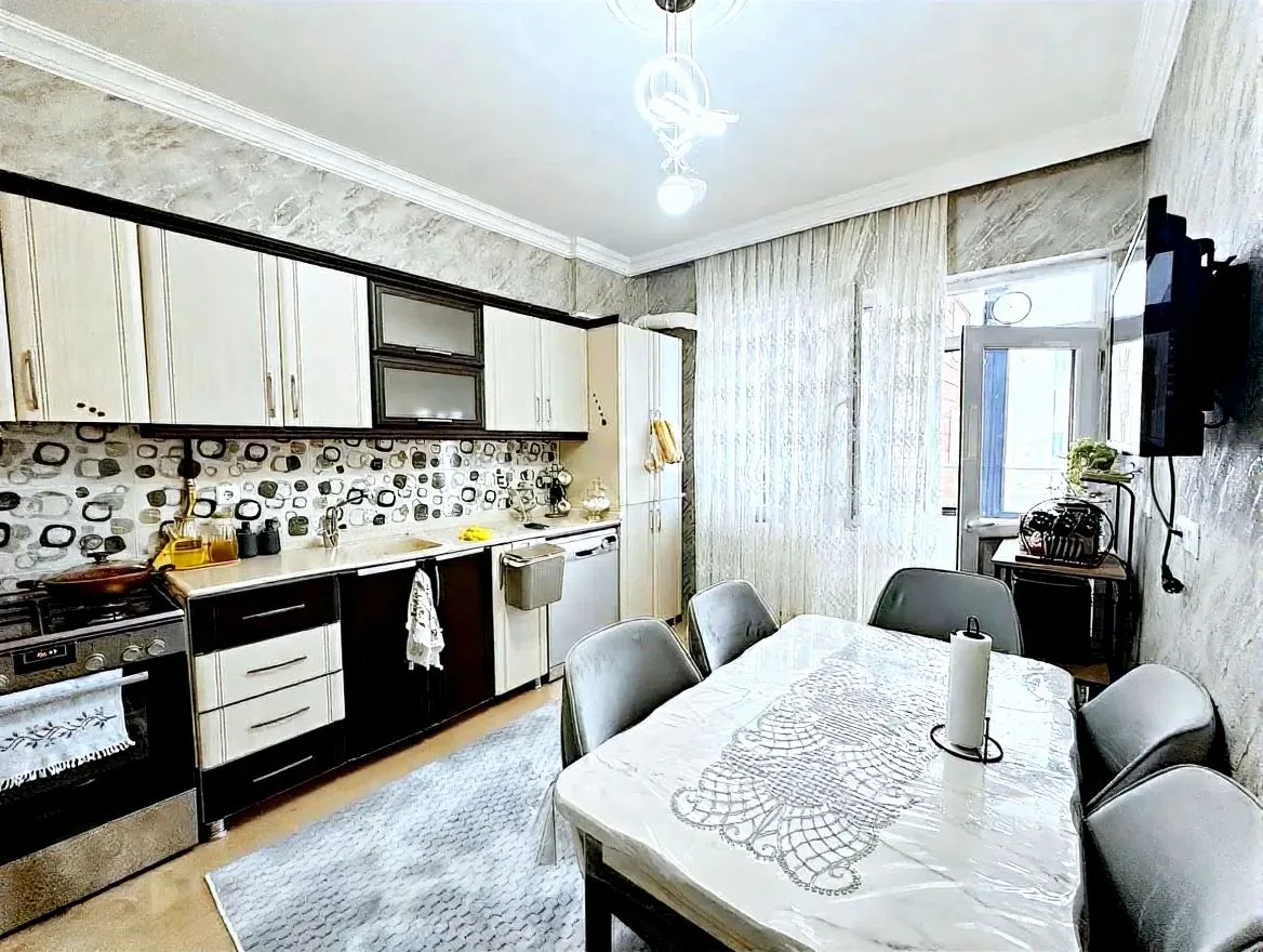 ERZURUM YAKUTIYE SATILIK 3+1 DAİRE KURTULUŞ MH. 150M² - 3