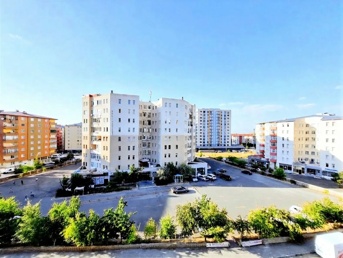 ERZURUM PALANDÖKEN SATILIK 3+1 DAİRE 145M² SİTE İÇİ - Fotoğraf 15