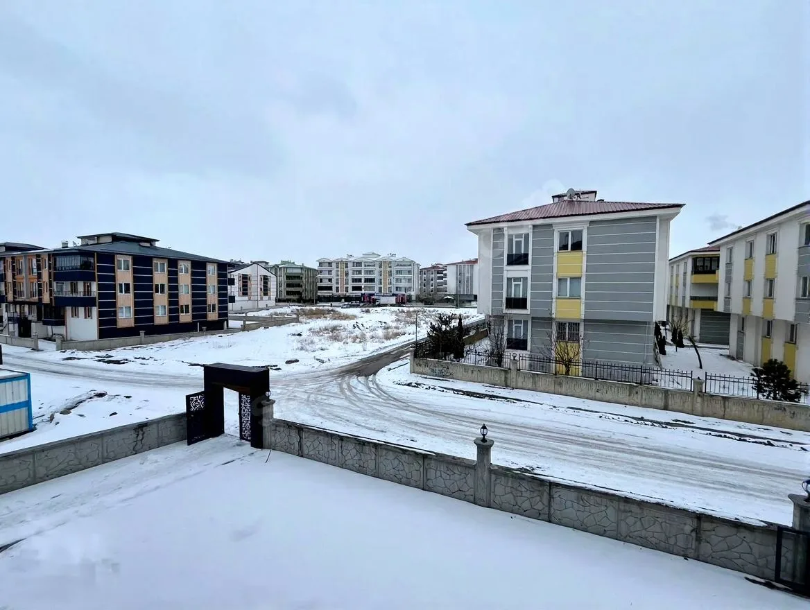 90M² ERZURUM SATILIK 3+0 DAİRE AZIZIYE SIFIR - Fotoğraf 12