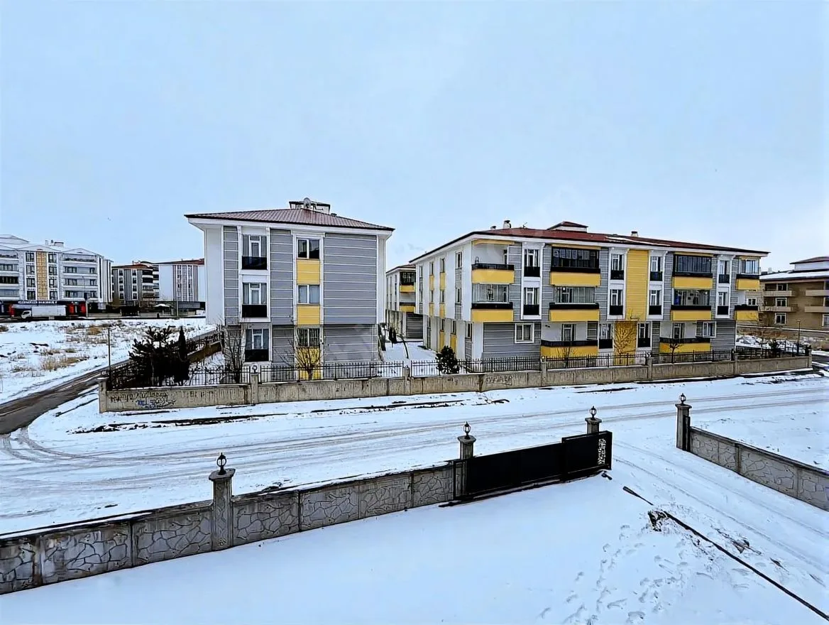 90M² ERZURUM SATILIK 3+0 DAİRE AZIZIYE SIFIR - Fotoğraf 13
