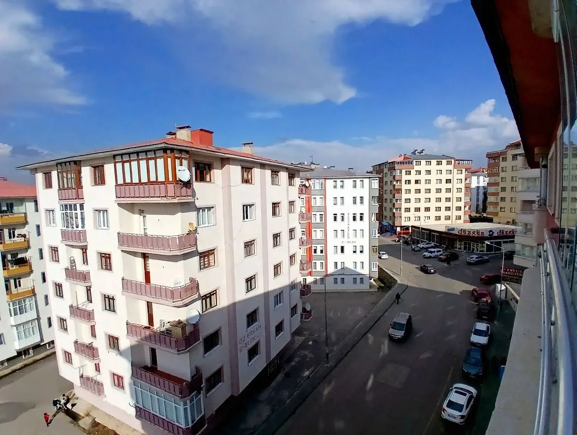 ERZURUM SATILIK MERKEZİ ISITMALI 4+1 DAİRE | 185M² PALANDÖKEN - Fotoğraf 15