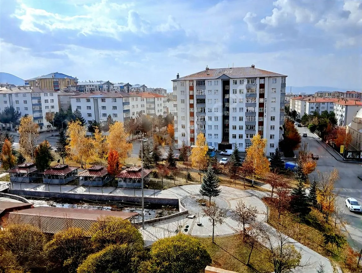 ERZURUM SATILIK MERKEZİ ISITMALI 4+1 DAİRE | 185M² PALANDÖKEN - Fotoğraf 28