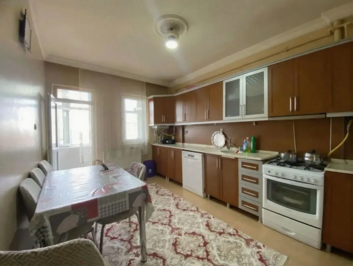 ERZURUM SATILIK 3+1 DAİRE ARA/5 KAT 145M² YAKUTIYE - Erzurum / Yakutiye / Kazım Karabekir Paşa Mh. Daire
