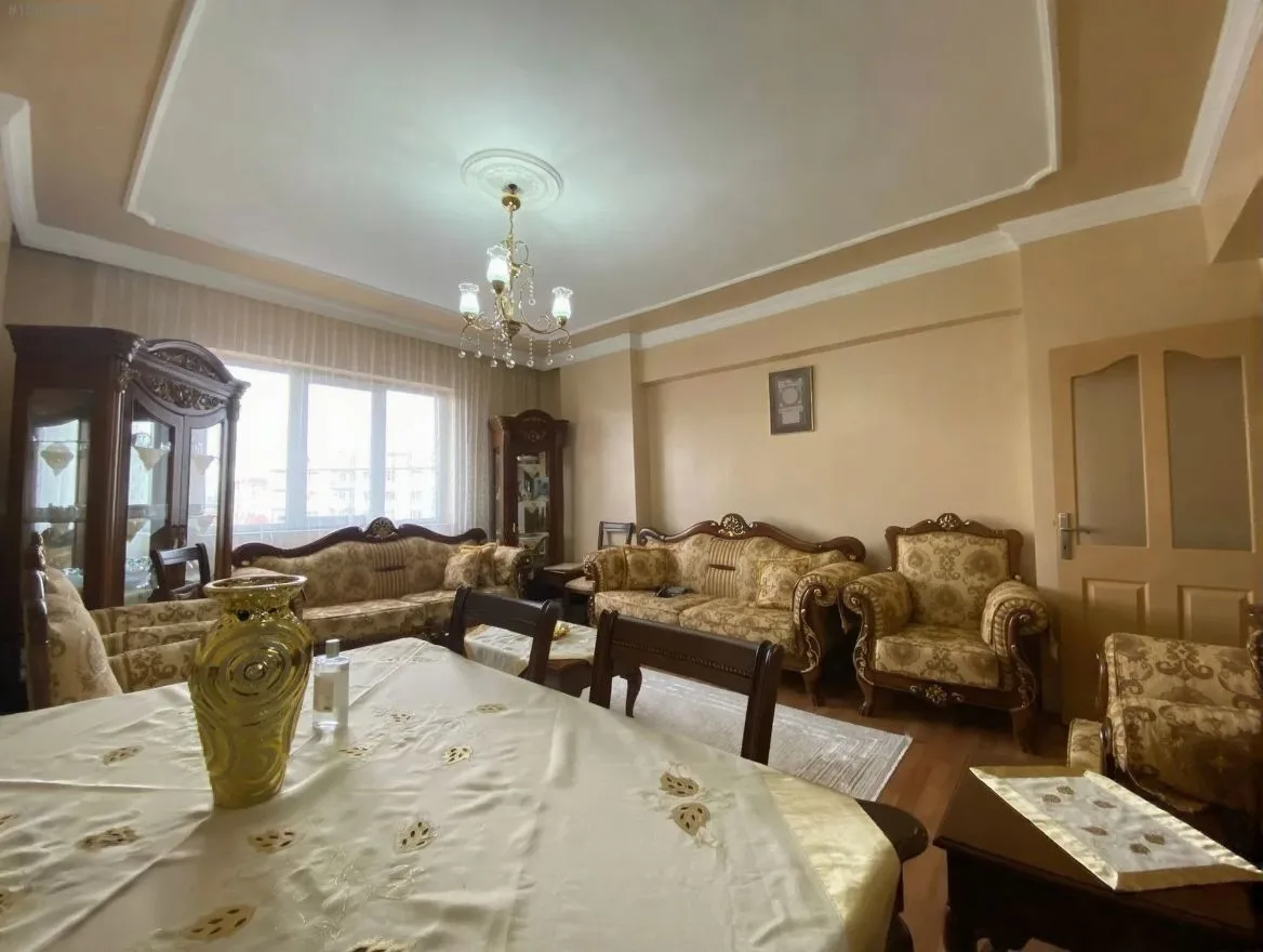 ERZURUM SATILIK 3+1 DAİRE ARA/5 KAT 145M² YAKUTIYE - Fotoğraf 4