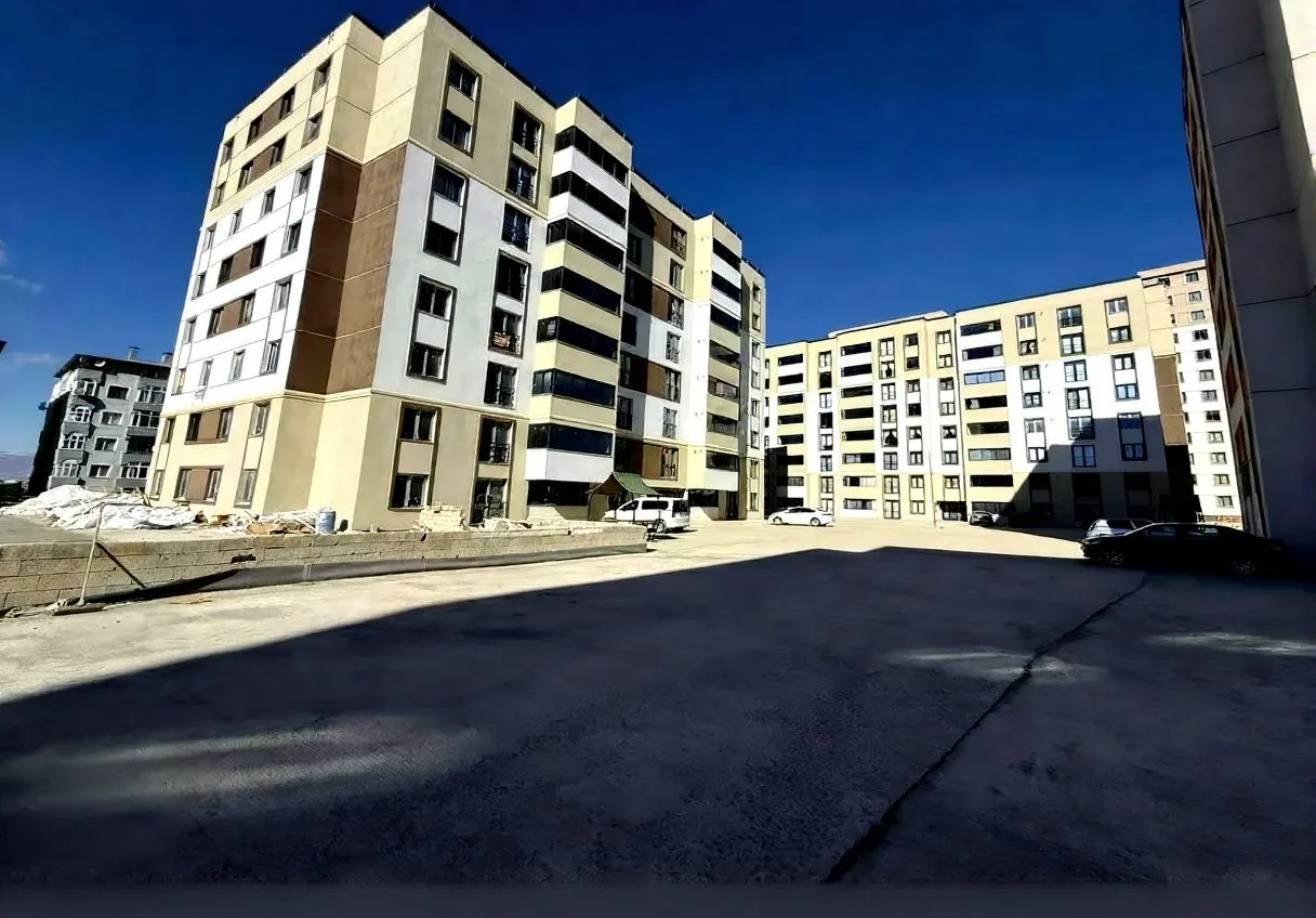 ERZURUM YAKUTIYE SATILIK 4+1 DAİRE ★ 170M² SIFIR - Fotoğraf 3