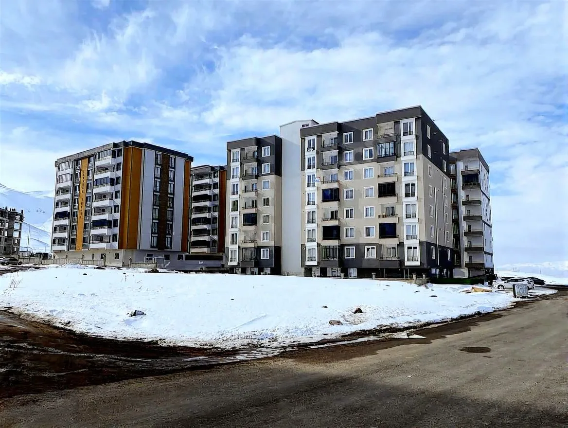 ERZURUM SATILIK 2+1 DAİRE ÇATI KATI KAT 62M² PALANDÖKEN - Fotoğraf 2