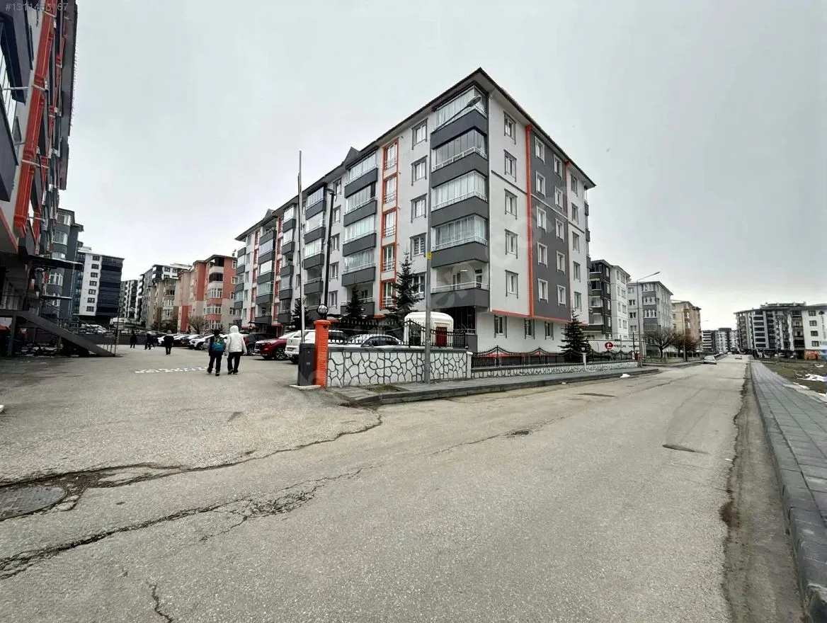 3+1 SATILIK DAİRE ERZURUM/YAKUTIYE 110M² - Fotoğraf 2