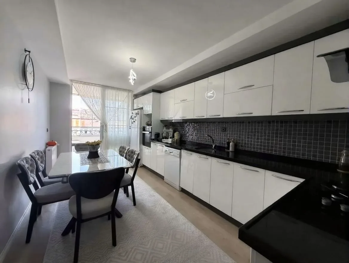 ERZURUM SATILIK MERKEZİ ISITMALI 3+1 DAİRE | 145M² YAKUTIYE - Fotoğraf 13