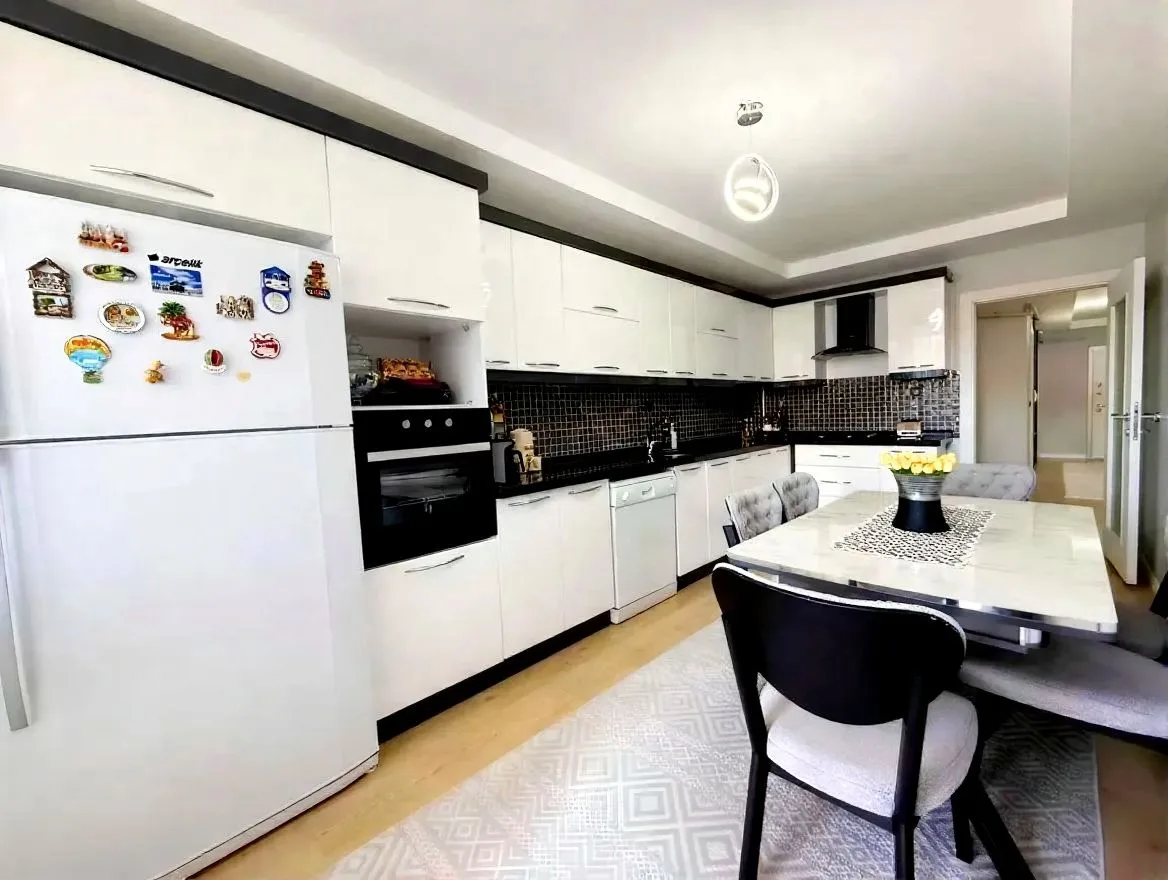 ERZURUM SATILIK MERKEZİ ISITMALI 3+1 DAİRE | 145M² YAKUTIYE - Fotoğraf 14