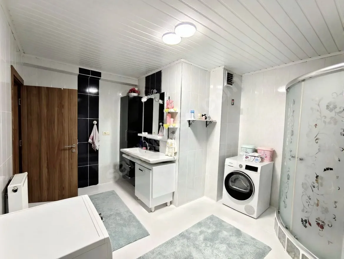 185M² ERZURUM SATILIK 3+1 DAİRE YAKUTIYE MERKEZİ ISITMALI - Fotoğraf 17