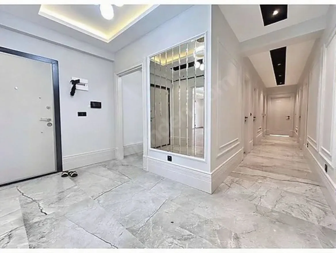 4+1 SATILIK DAİRE ERZURUM/YAKUTIYE 190M² ÇATI KATI - Erzurum / Yakutiye / Ömer Nasuhi Bilmen Mh. Daire