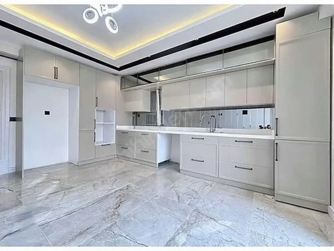 4+1 SATILIK DAİRE ERZURUM/YAKUTIYE 190M² ÇATI KATI - Fotoğraf 15