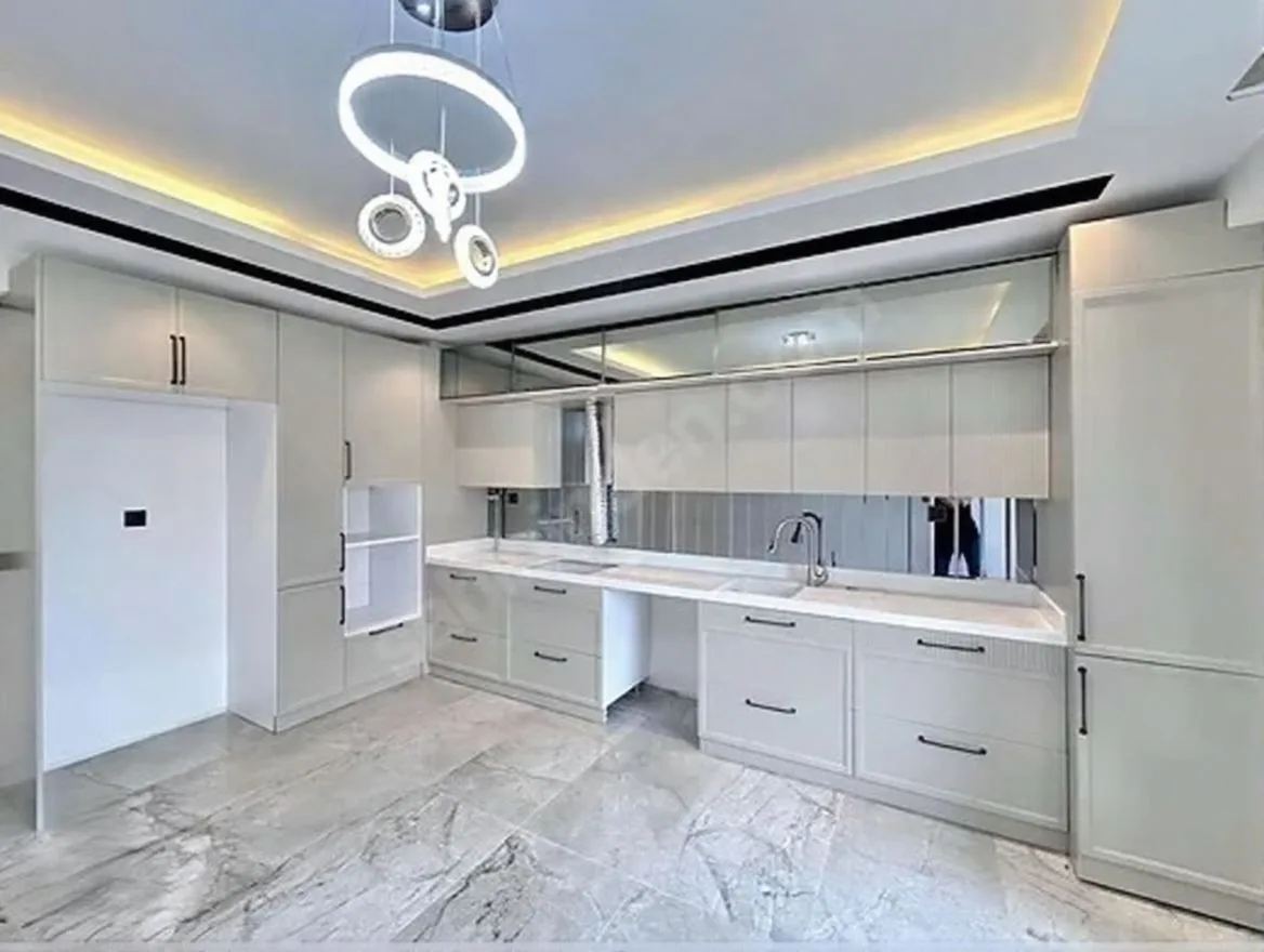 4+1 SATILIK DAİRE ERZURUM/YAKUTIYE 190M² ÇATI KATI - Fotoğraf 17