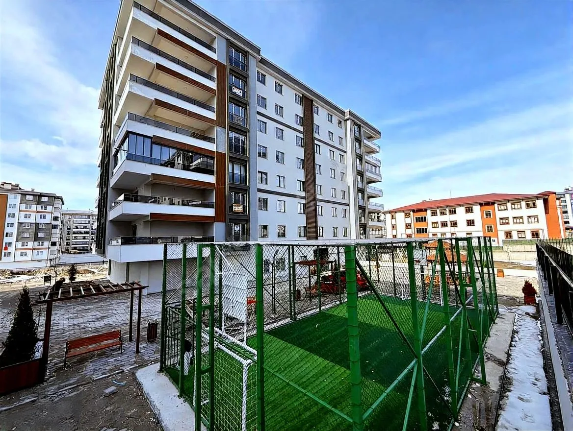 4+1 SATILIK DAİRE ERZURUM/YAKUTIYE 190M² ARA/7 - Fotoğraf 3