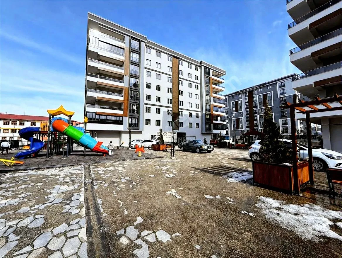 4+1 SATILIK DAİRE ERZURUM/YAKUTIYE 190M² ARA/7 - Fotoğraf 5