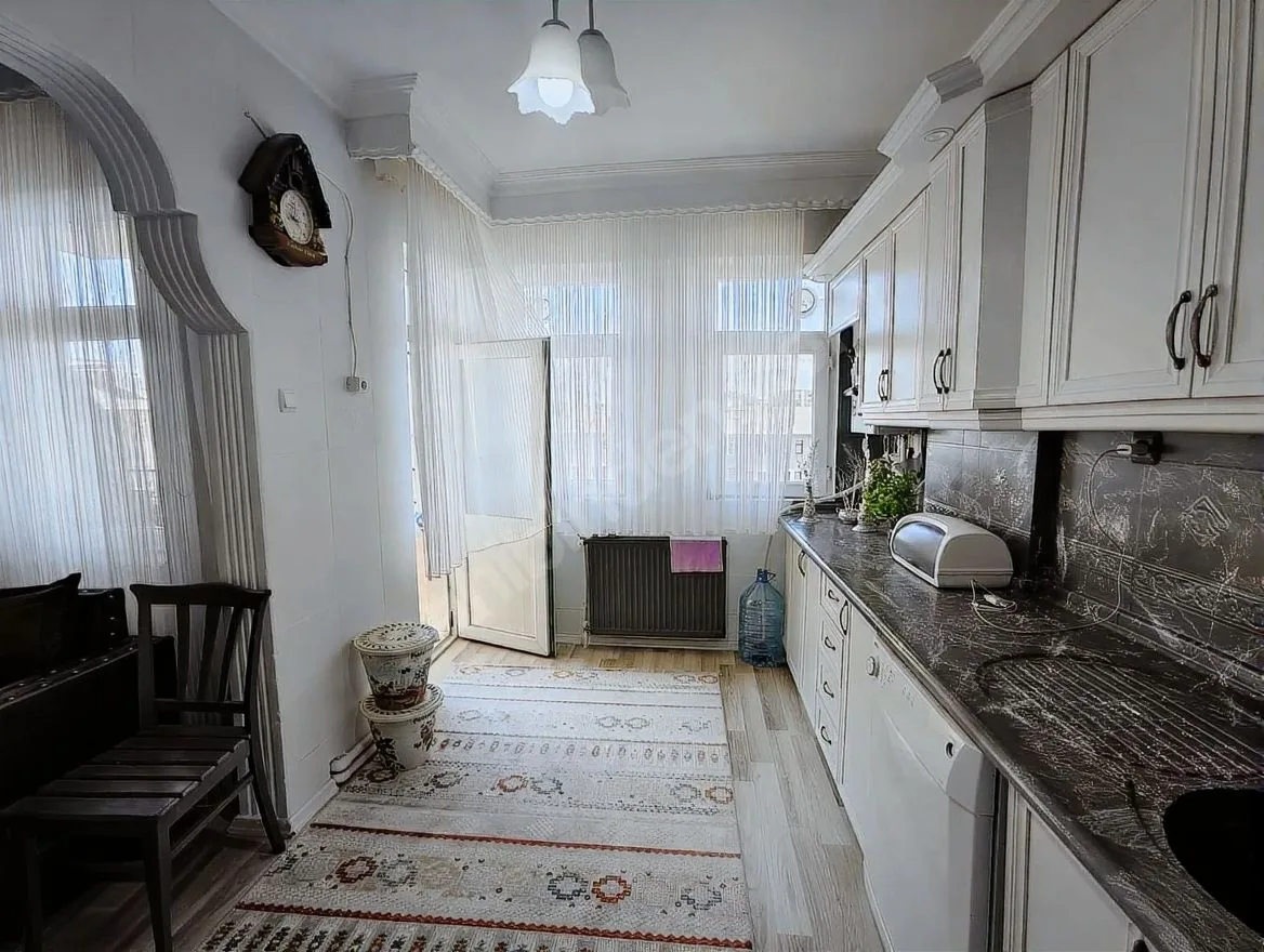 145M² ERZURUM SATILIK 3+1 DAİRE PALANDÖKEN SİTE İÇİ - Fotoğraf 3