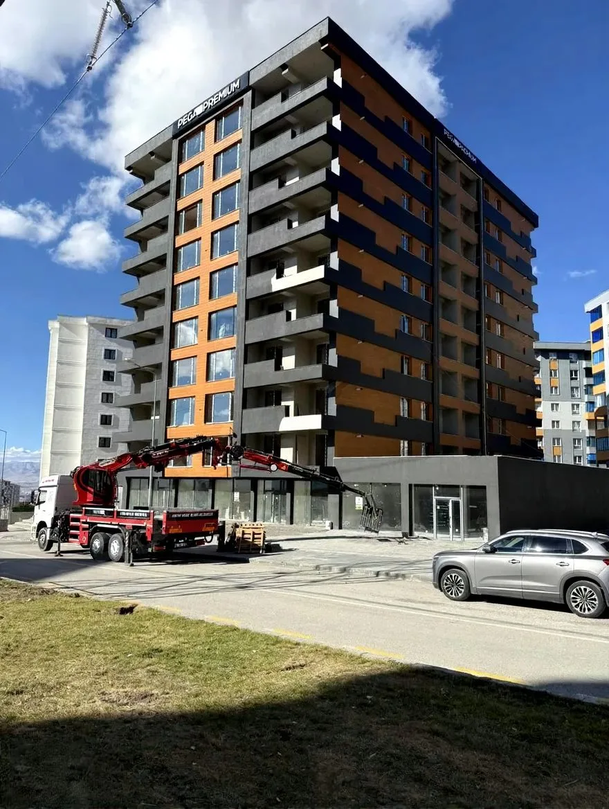 ERZURUM PALANDÖKEN SATILIK 4+1 DAİRE HÜSEYIN AVNI ULAŞ MH. 158M² - 1