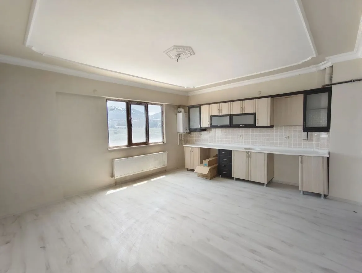ERZURUM YAKUTIYE SATILIK 3+1 DAİRE ★ 160M² SİTE İÇİ - 1