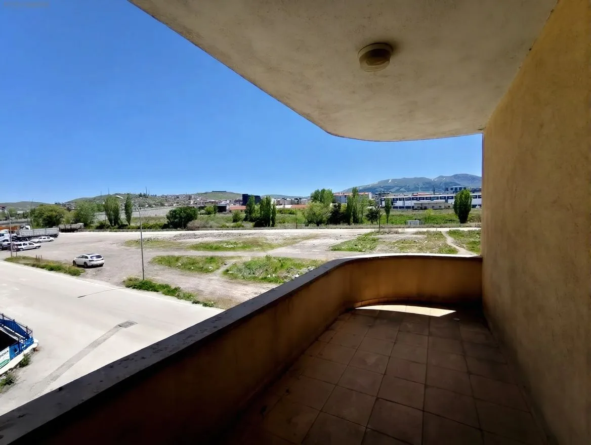 ERZURUM YAKUTIYE SATILIK 3+1 DAİRE ★ 160M² SİTE İÇİ - Fotoğraf 29