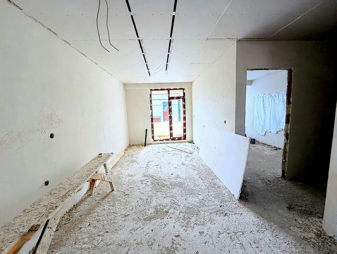 1+1 SATILIK DAİRE ERZURUM/AZIZIYE 46M² ÇATI KATI
