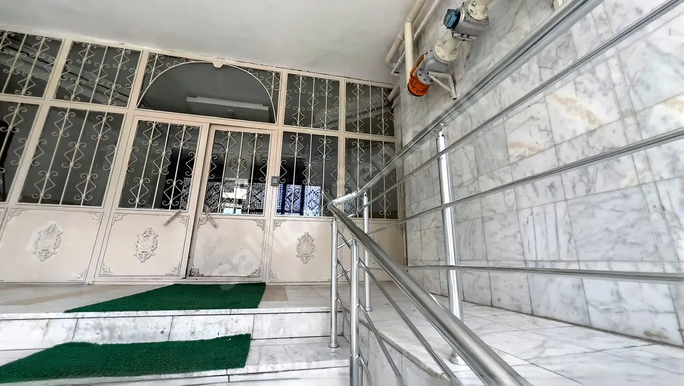 ERZURUM SATILIK 3+1 DAİRE 162M² PALANDÖKEN ÇATI KATI - Fotoğraf 3