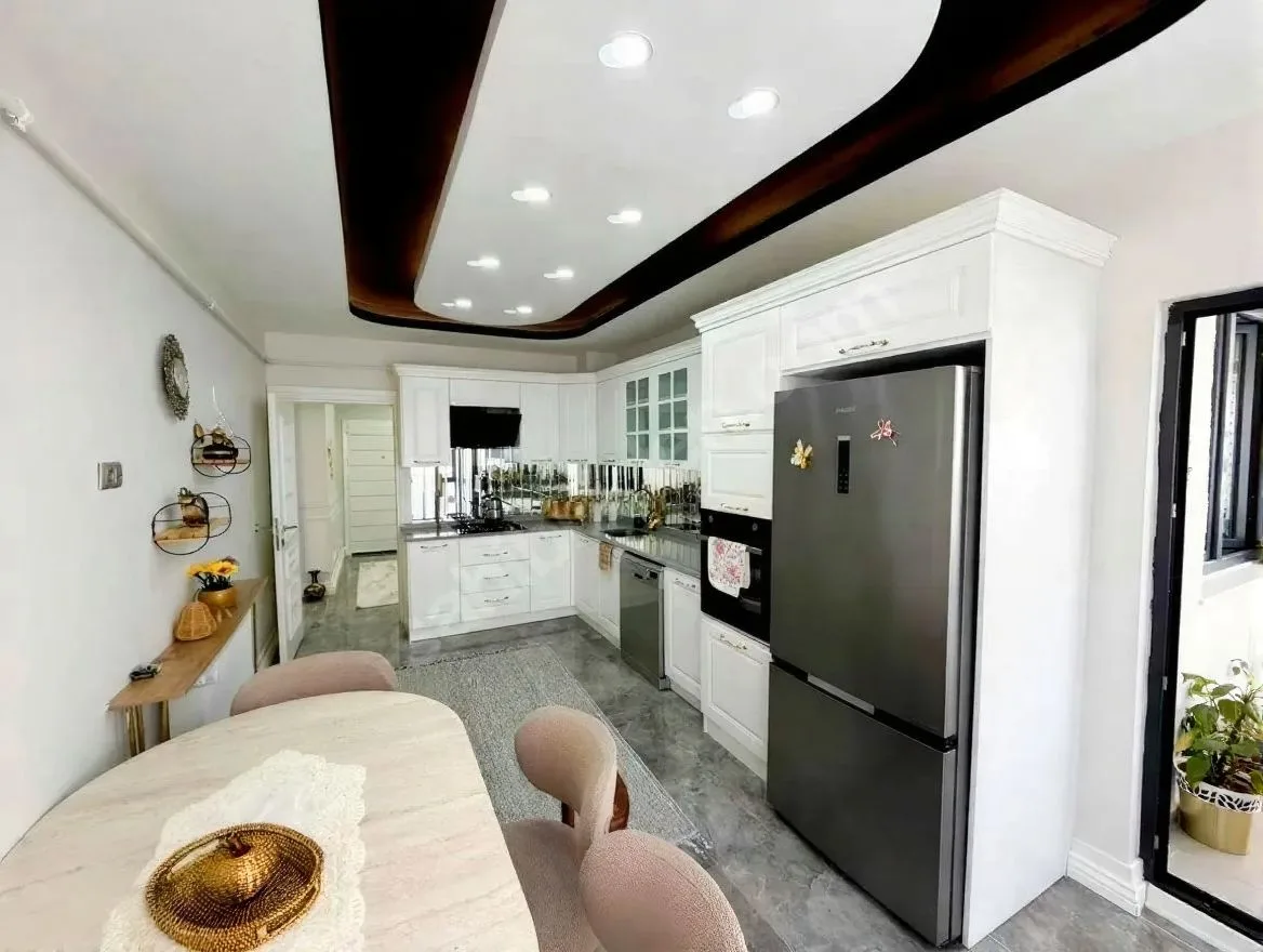 ERZURUM SATILIK 4+1 DAİRE ARA/7 KAT 170M² PALANDÖKEN