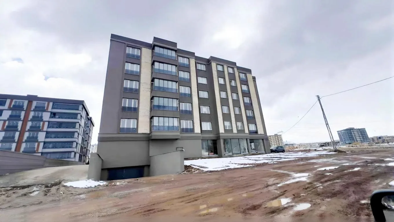 ERZURUM YAKUTIYE SATILIK 3+1 DAİRE 148M² SIFIR
