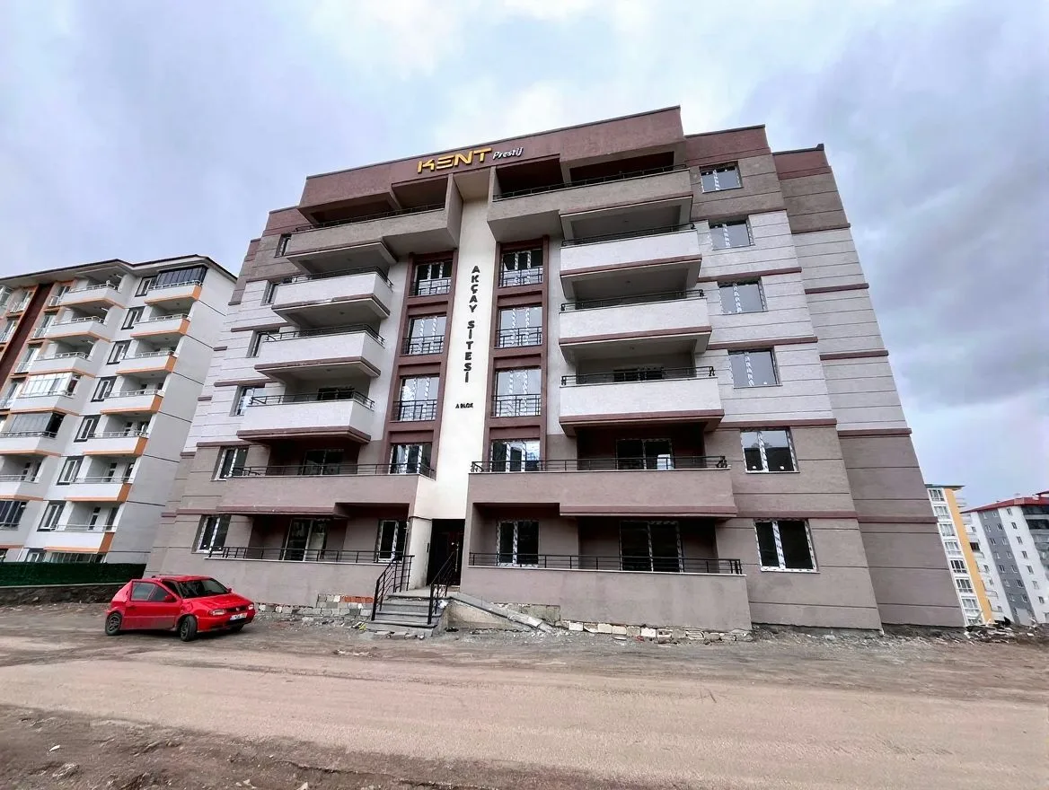ERZURUM YAKUTIYE SATILIK 3+1 DAİRE KURTULUŞ MH. 125M²
