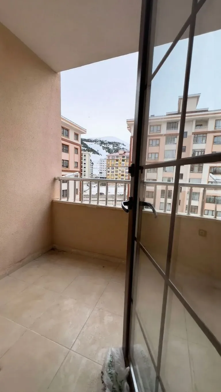 ERZURUM SATILIK 3+1 DAİRE | PALANDÖKEN 140M² MERKEZİ ISITMALI - Fotoğraf 13