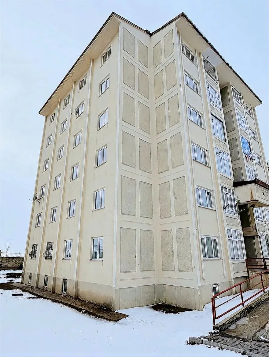 ERZURUM PALANDÖKEN SATILIK 2+1 DAİRE 87M² MERKEZİ ISITMALI - 2