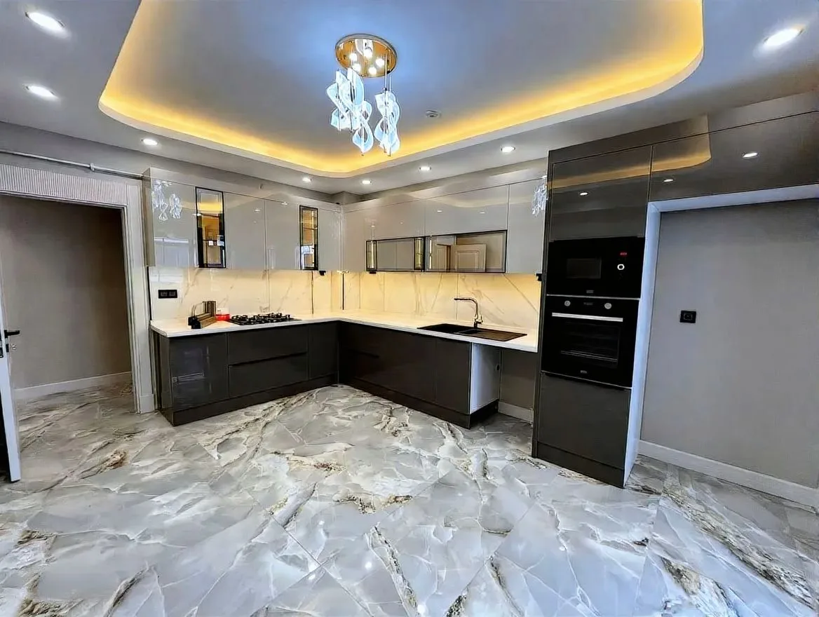 ERZURUM SATILIK 3+1 DAİRE ARA/8 KAT 145M² YAKUTIYE