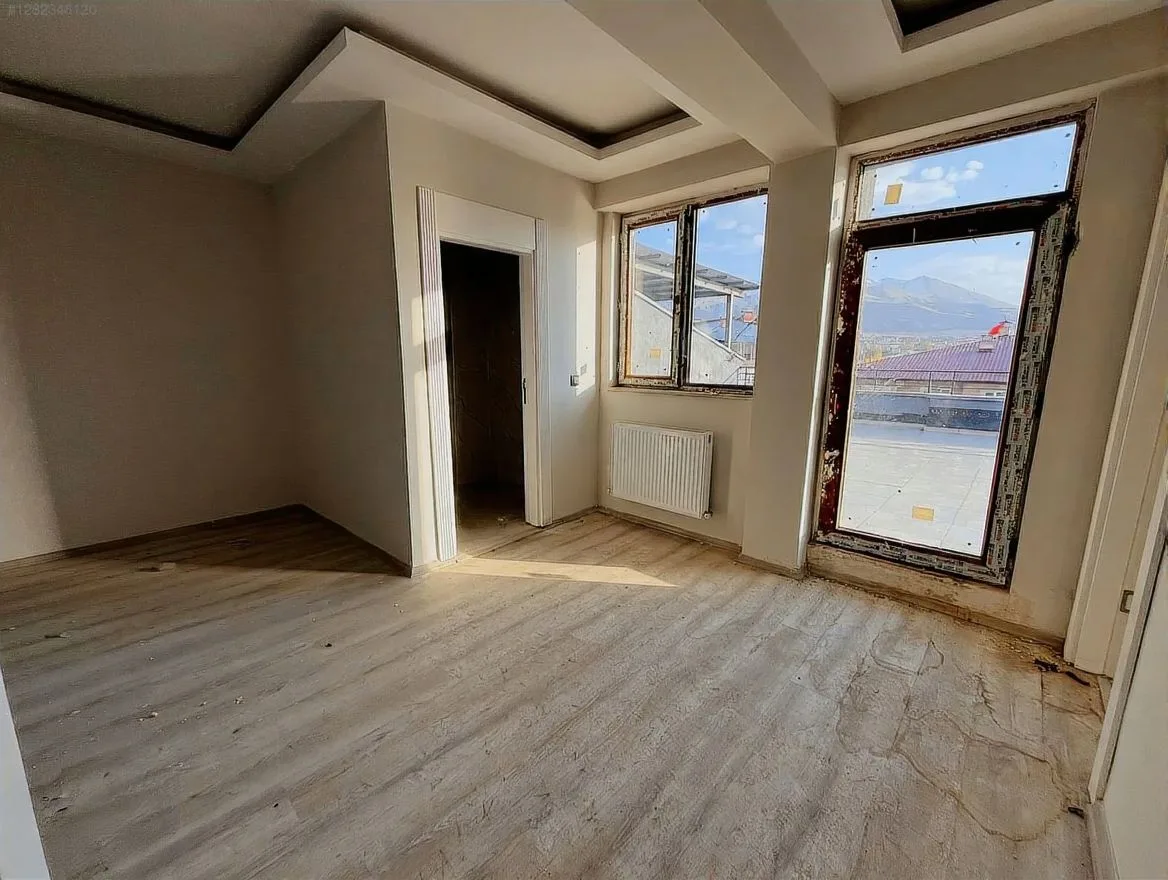 ERZURUM SATILIK 6+2 DUBLEKS 251M² YAKUTIYE - Fotoğraf 12