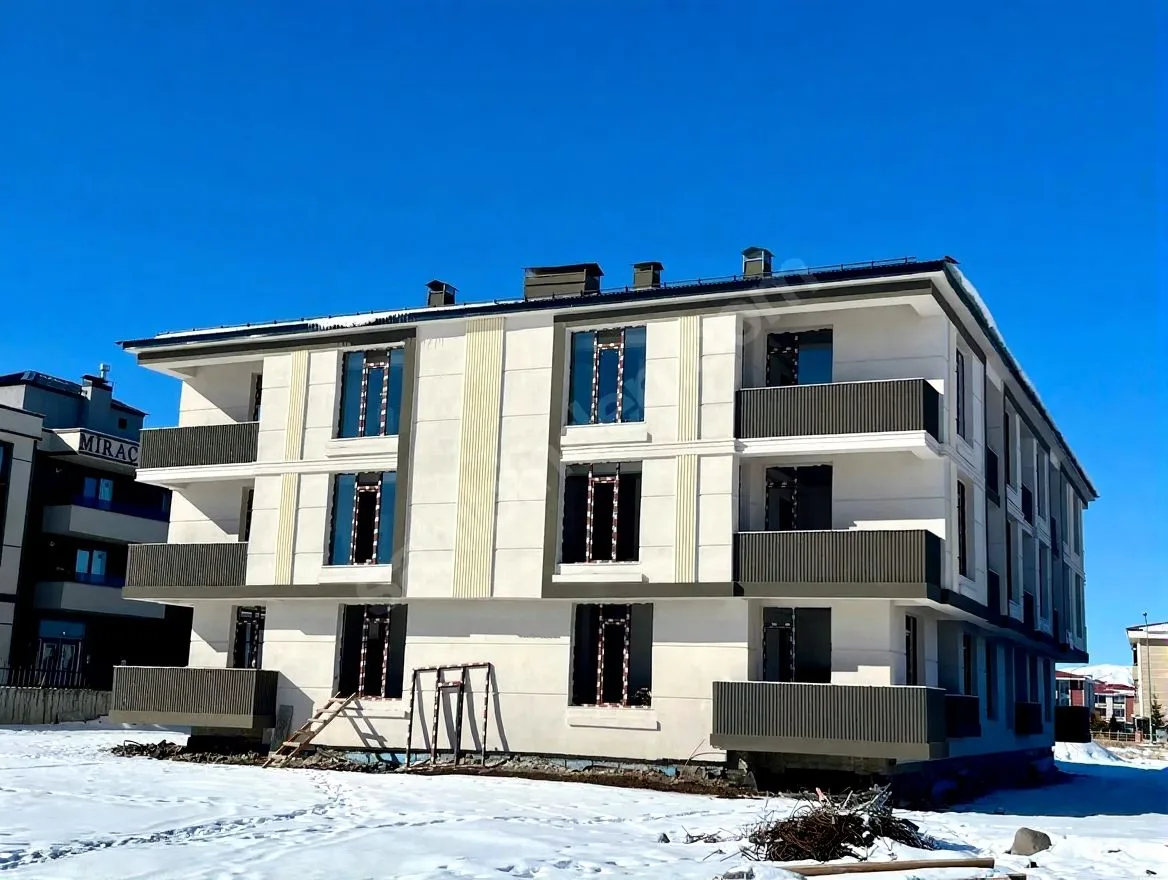 ERZURUM SATILIK 1+1 DAİRE ÇATI KATI KAT 46M² AZIZIYE