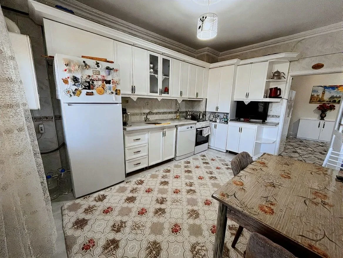 ERZURUM SATILIK 4+1 DAİRE 170M² AZIZIYE ÇATI KATI - 1